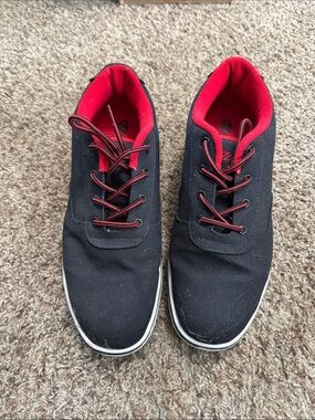 Heelys Black Canvas Sneakers with Red Lining